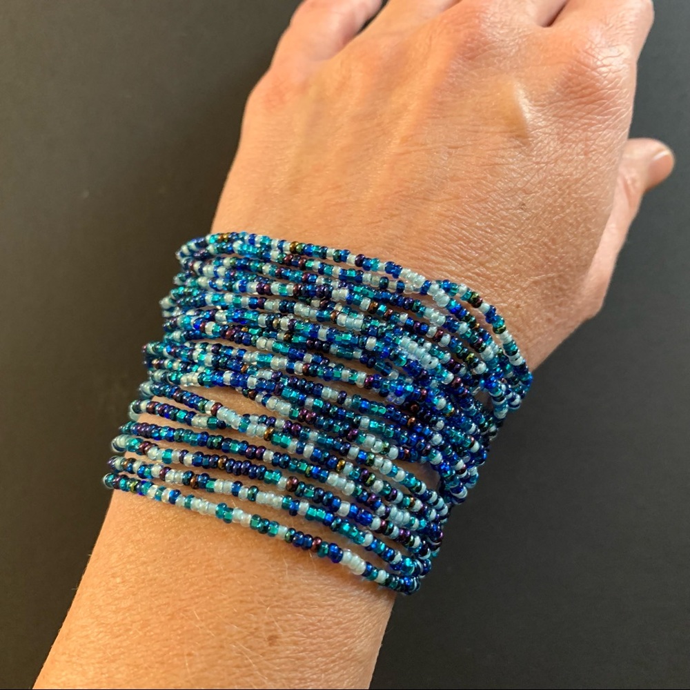NWT World of Good Blue Beaded Bracelet Multi Strand Glass beads
